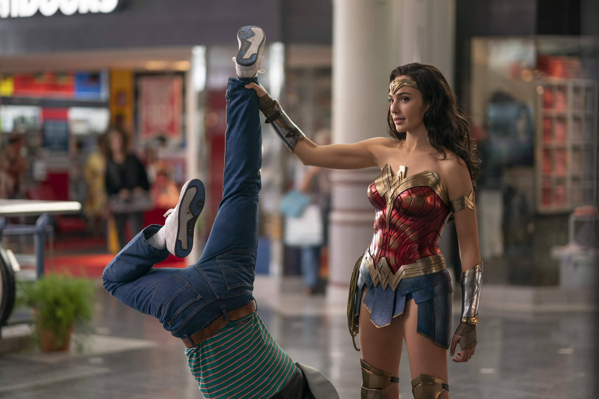Wonder Woman 1984 - Szenenbild 1 von 5