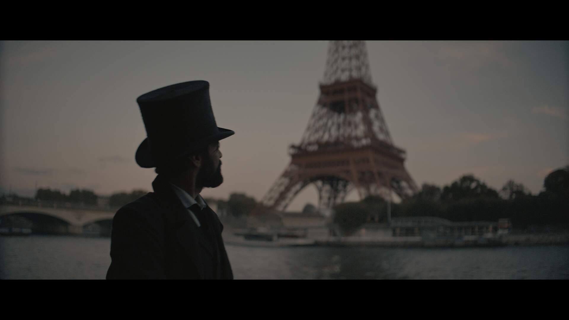 Eiffel in Love - Szenenbild 1 von 2