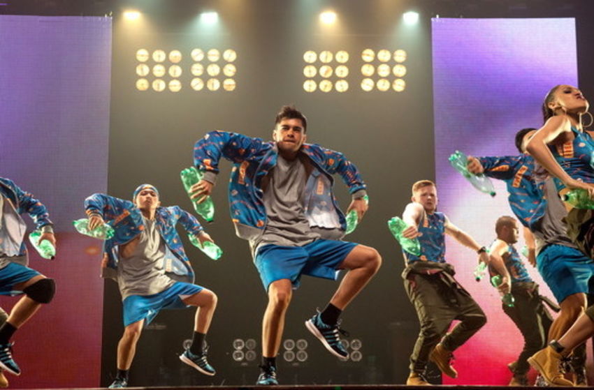 We love to Dance - Szenenbild 2 von 13