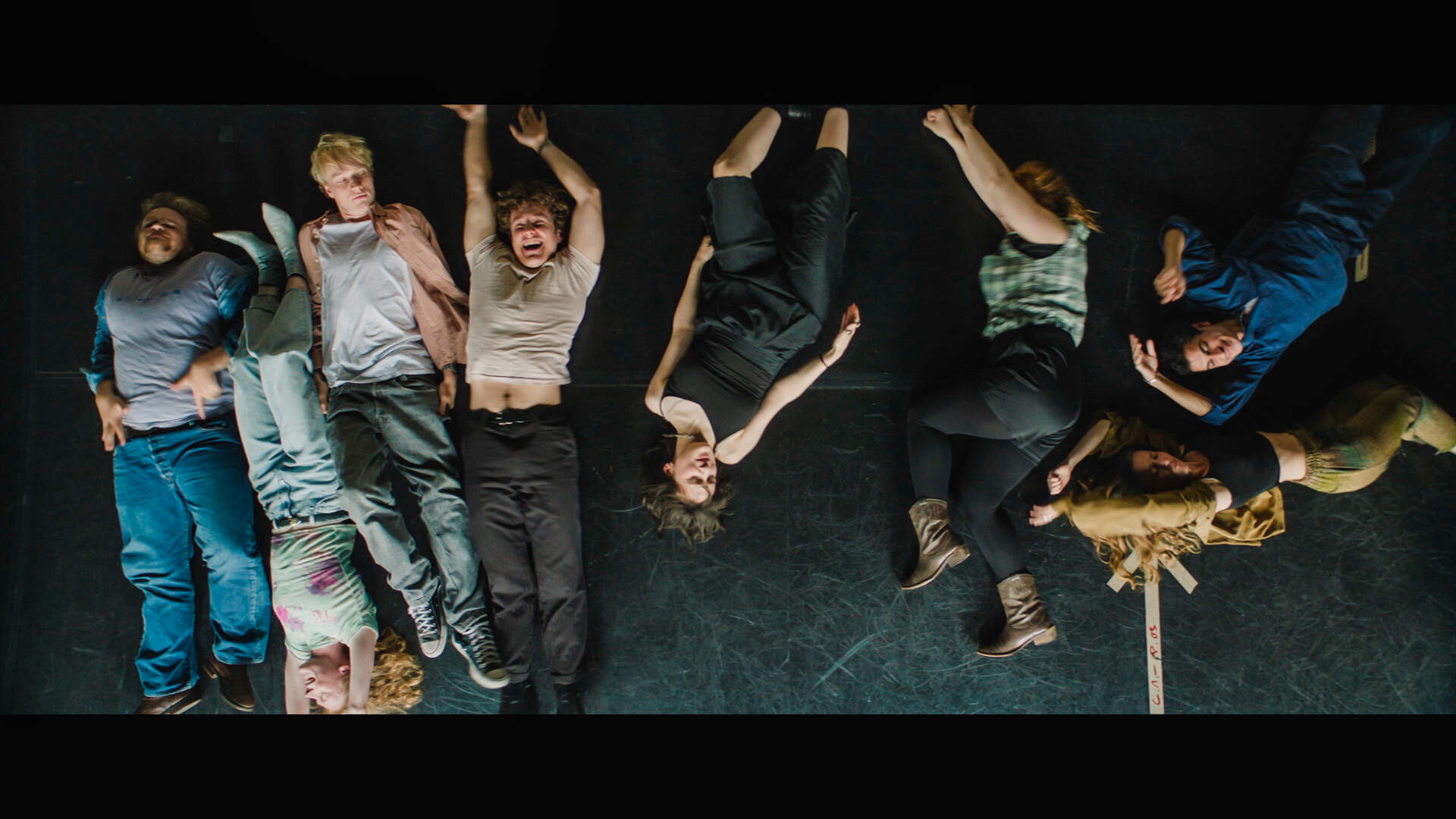 Ach, diese Lücke, diese entsetzliche Lücke - Szenenbild 6 von 7