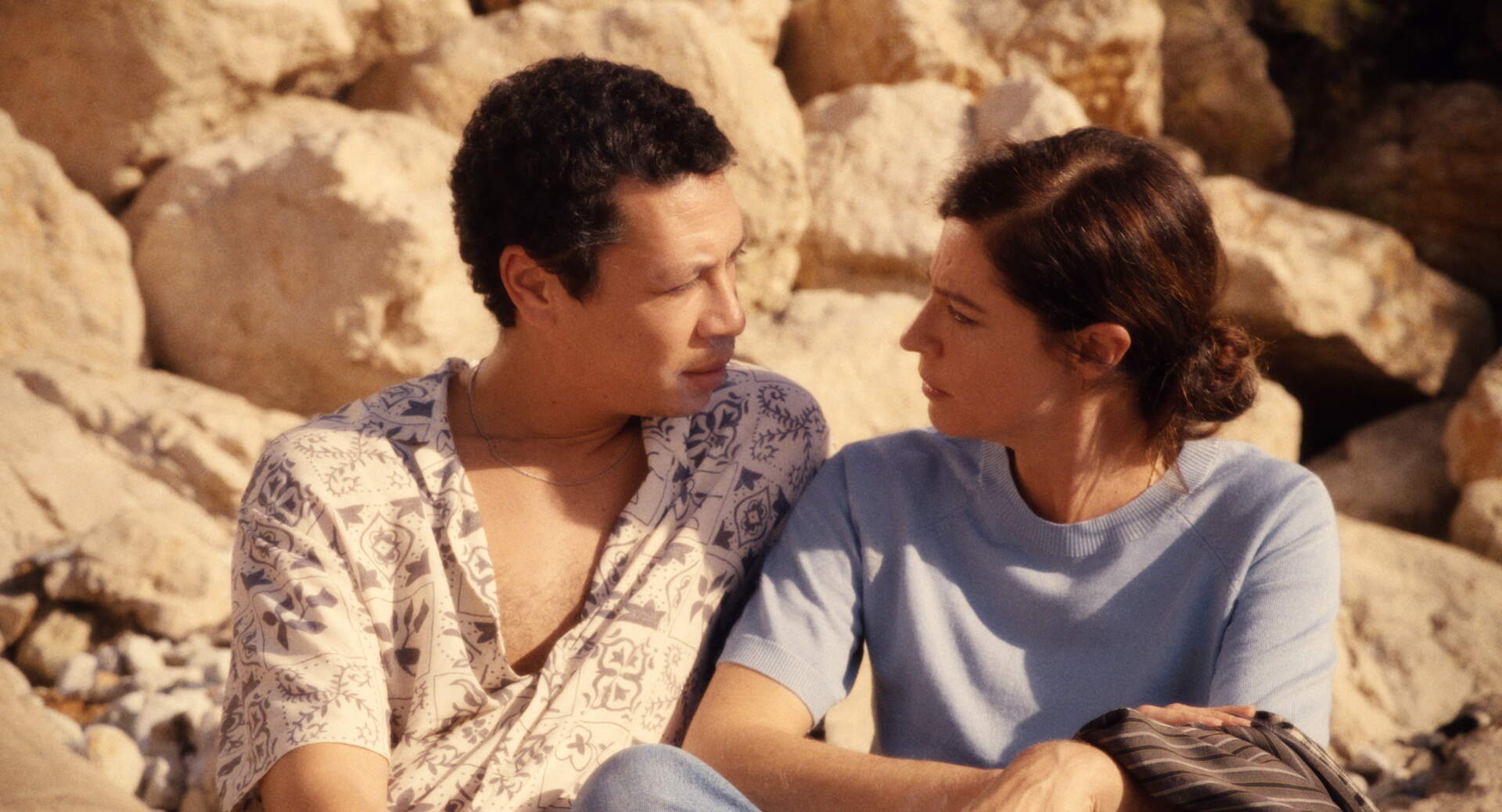 Zwischen uns das Meer - Szenenbild 1 von 1