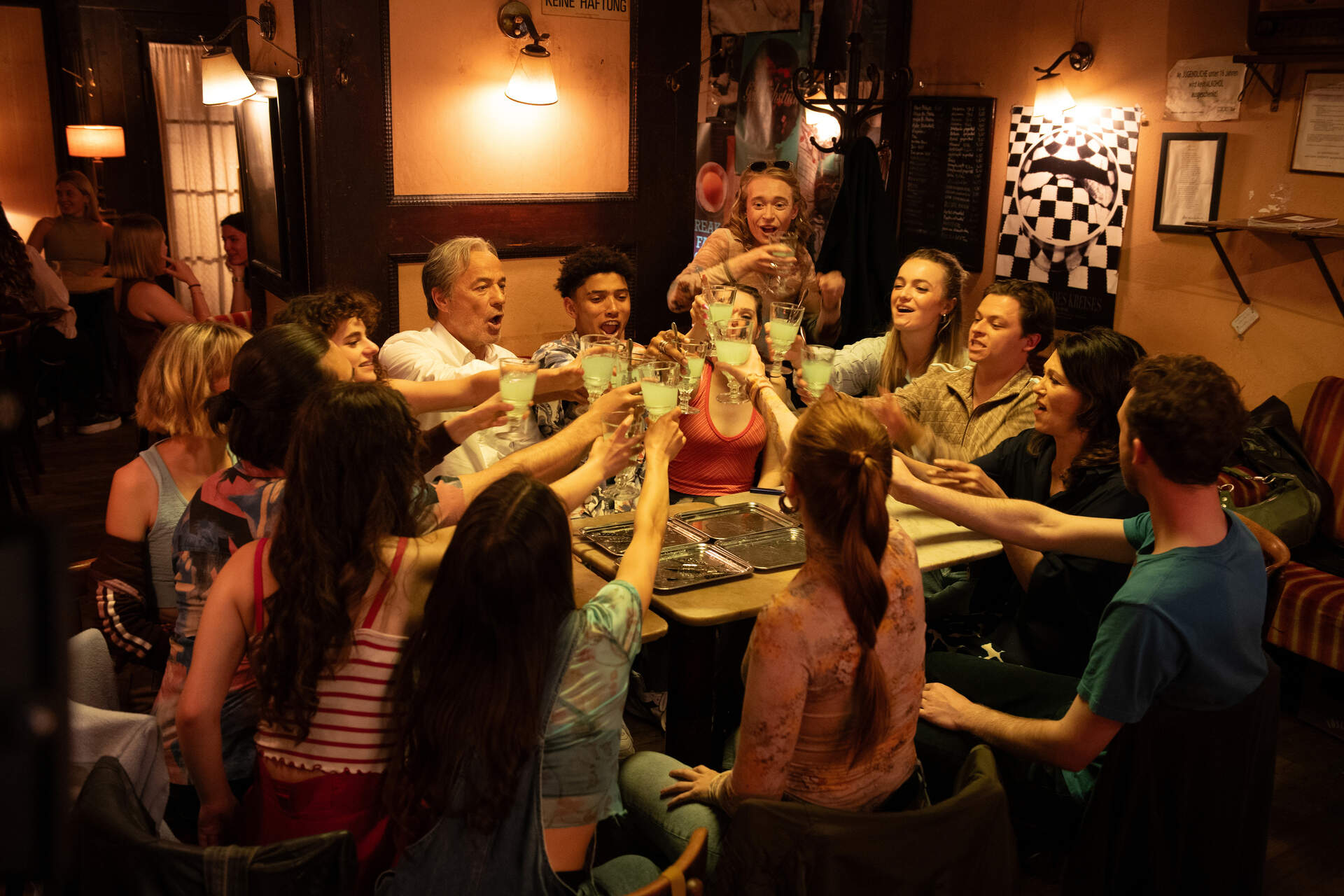 Ein fast perfekter Antrag - Szenenbild 5 von 7