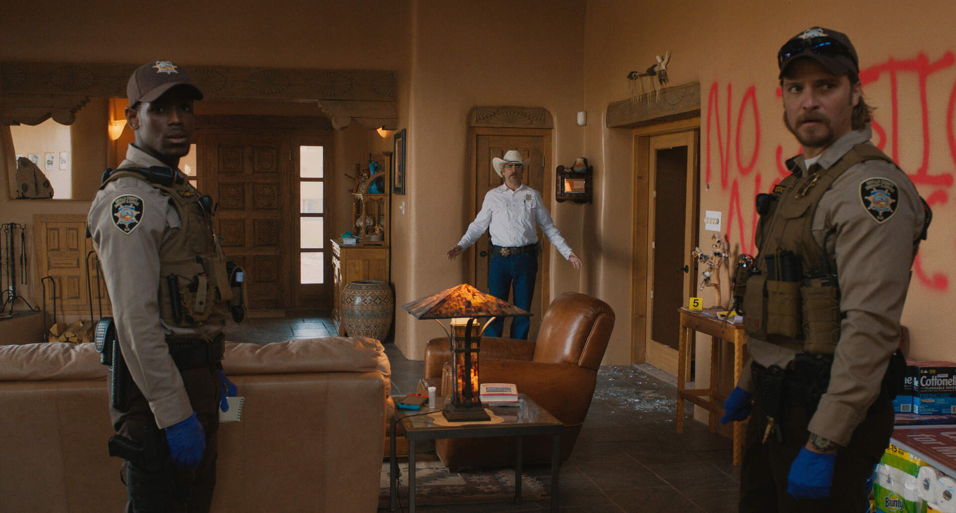 Eddington - Szenenbild 5 von 7