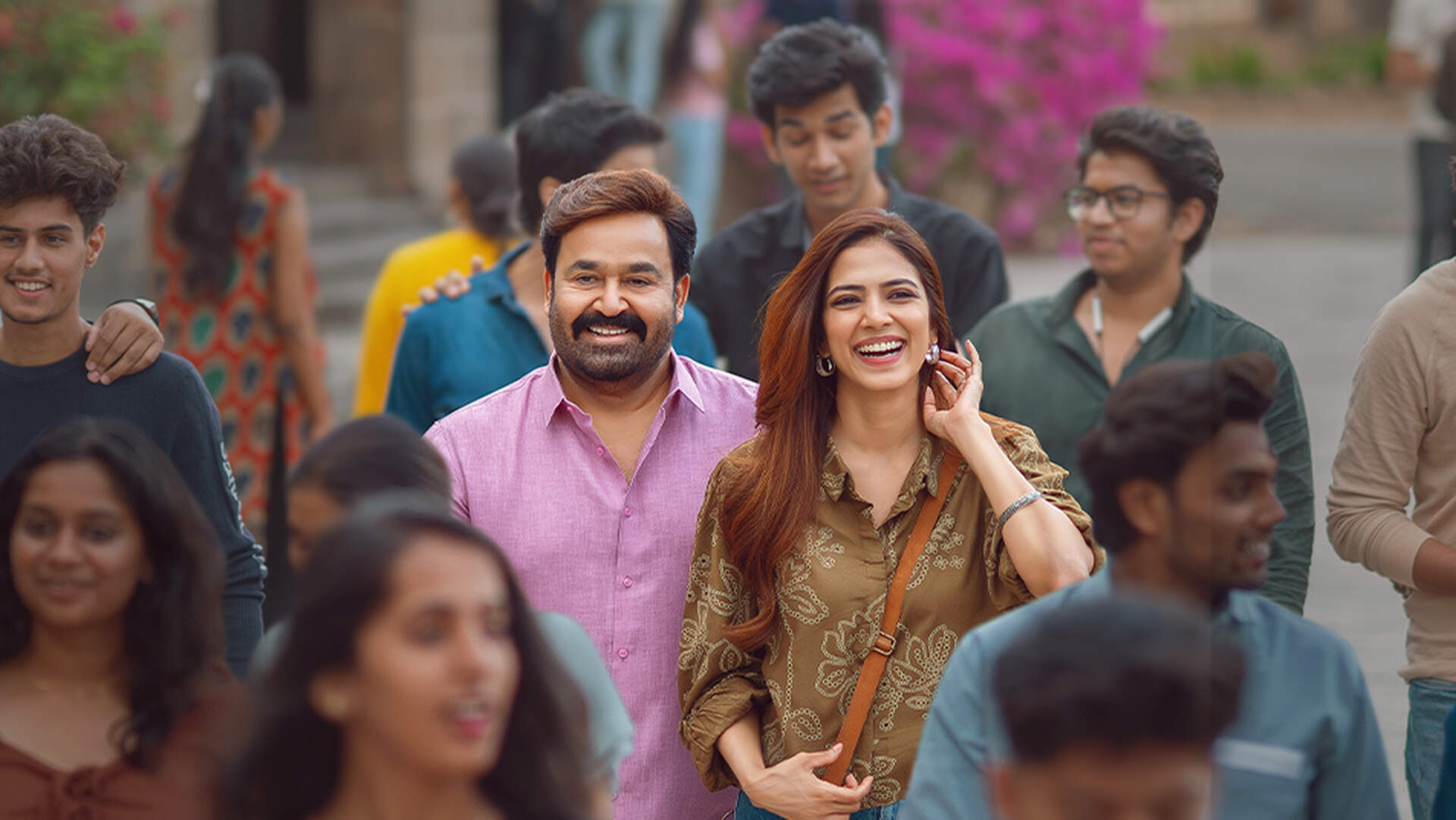 Hridayapoorvam (Malayalam) - Szenenbild 1 von 1