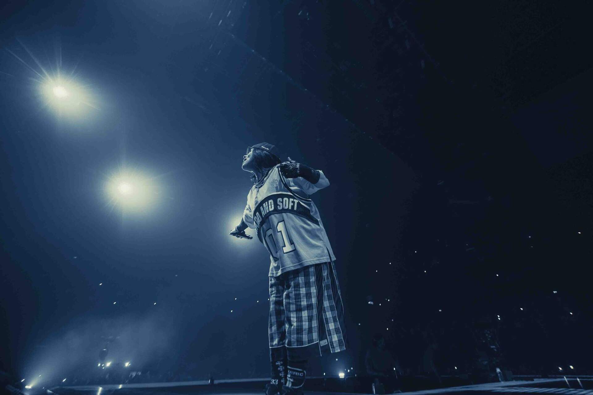 Billie Eilish - Hit Me Hard and Soft: The Tour - Szenenbild 3 von 4