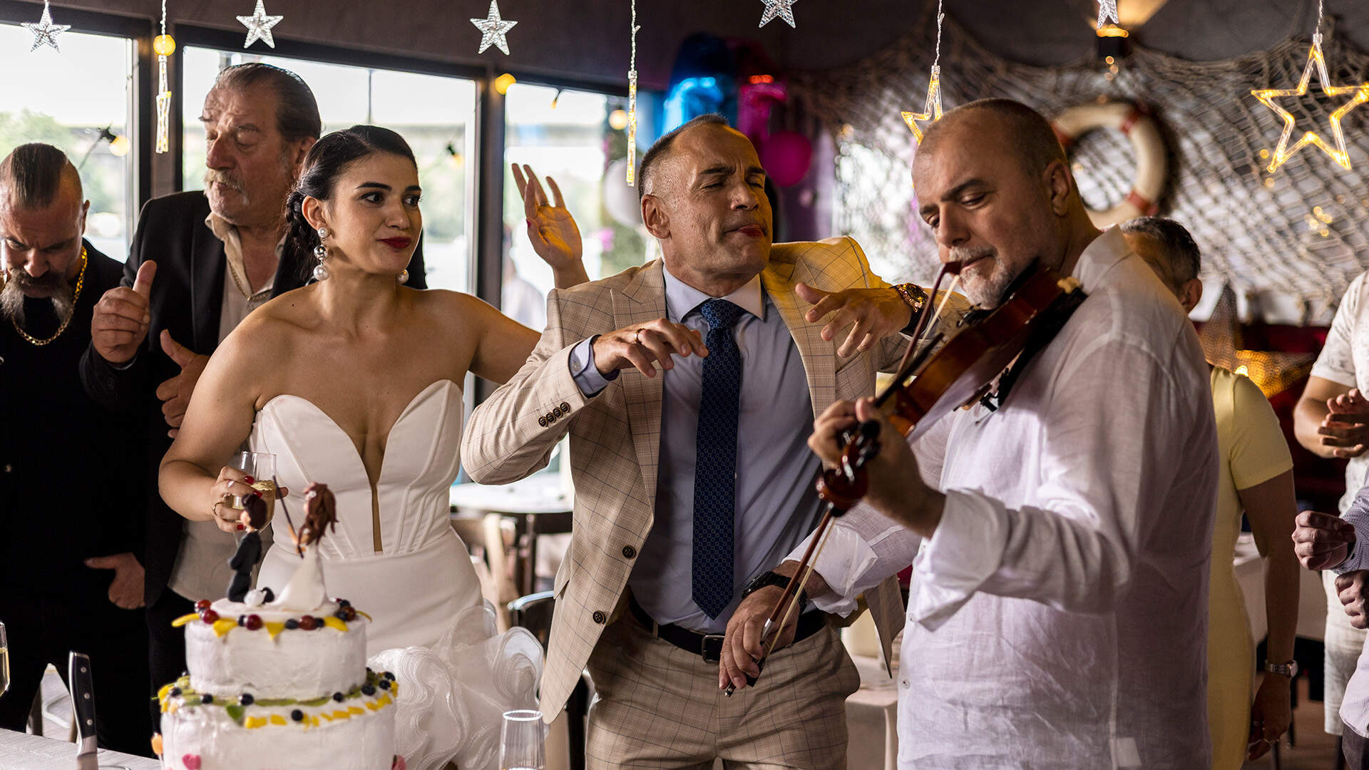 Povratak zikine dinastije (serb.) - Szenenbild 1 von 1