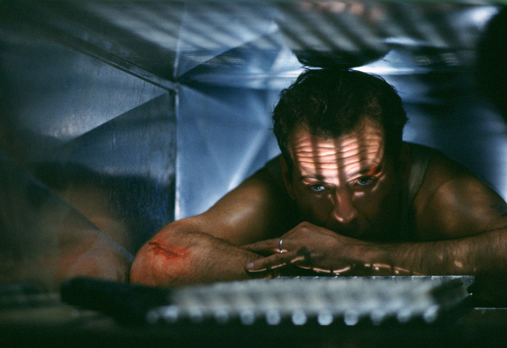 Stirb langsam 1 - Szenenbild 13 von 15