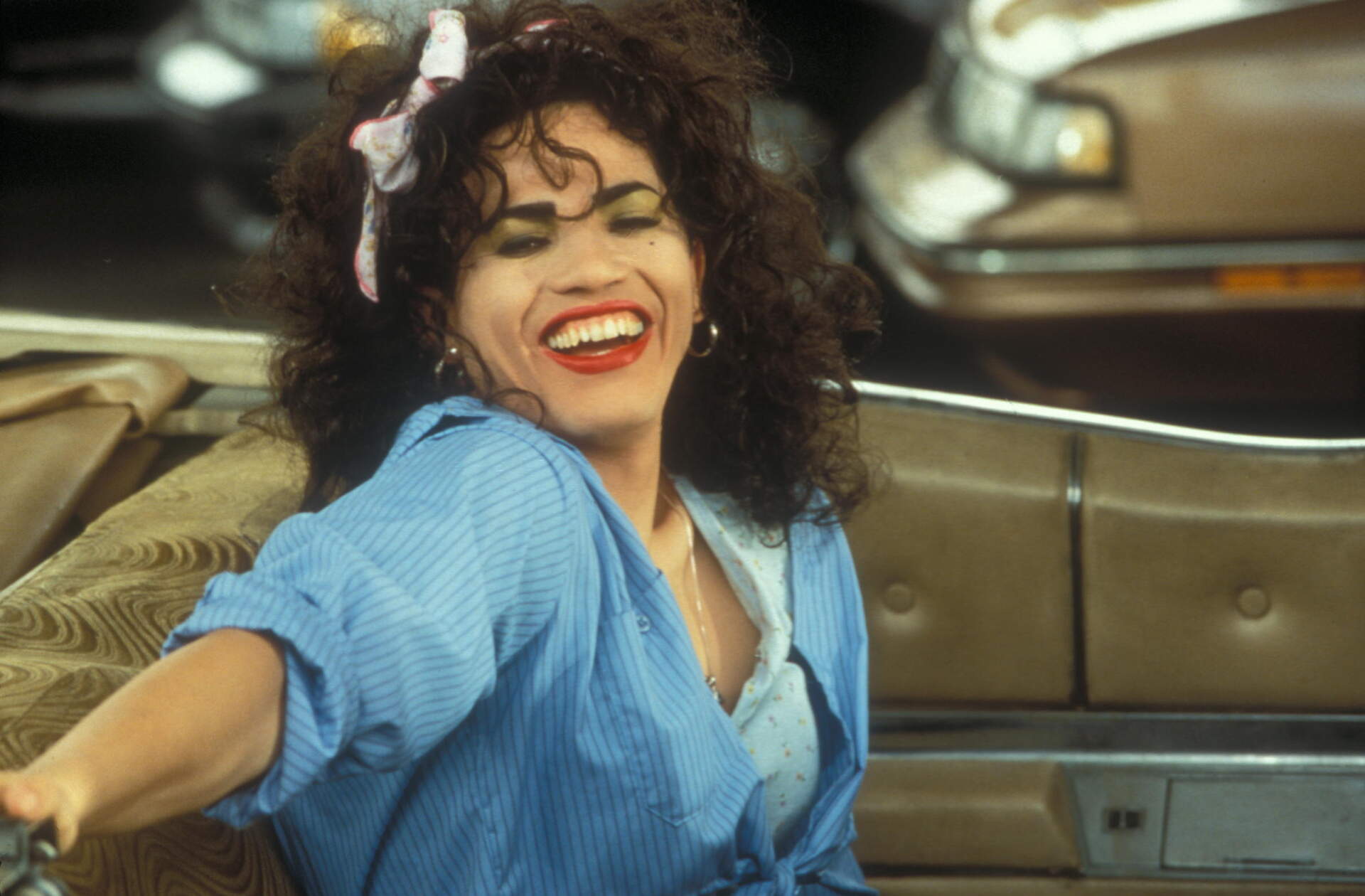 To Wong Foo, Thanks for Everything! Julie Newmar - Szenenbild 2 von 4