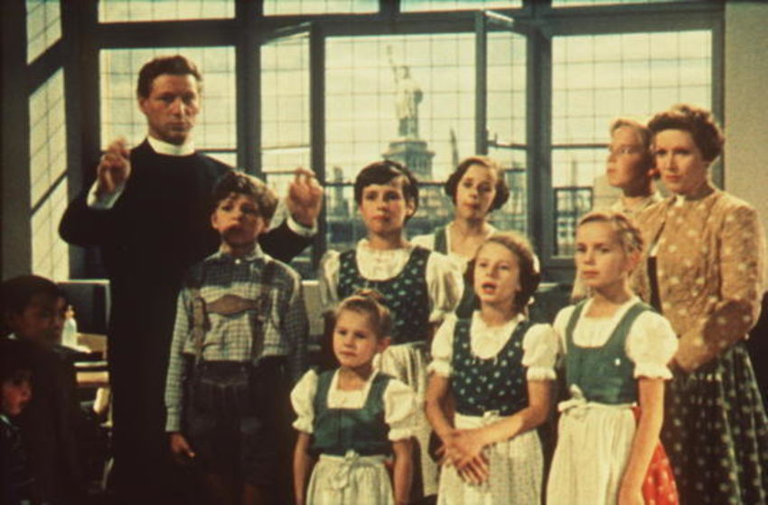 Die Trapp-Familie (1956) - Szenenbild 1 von 3