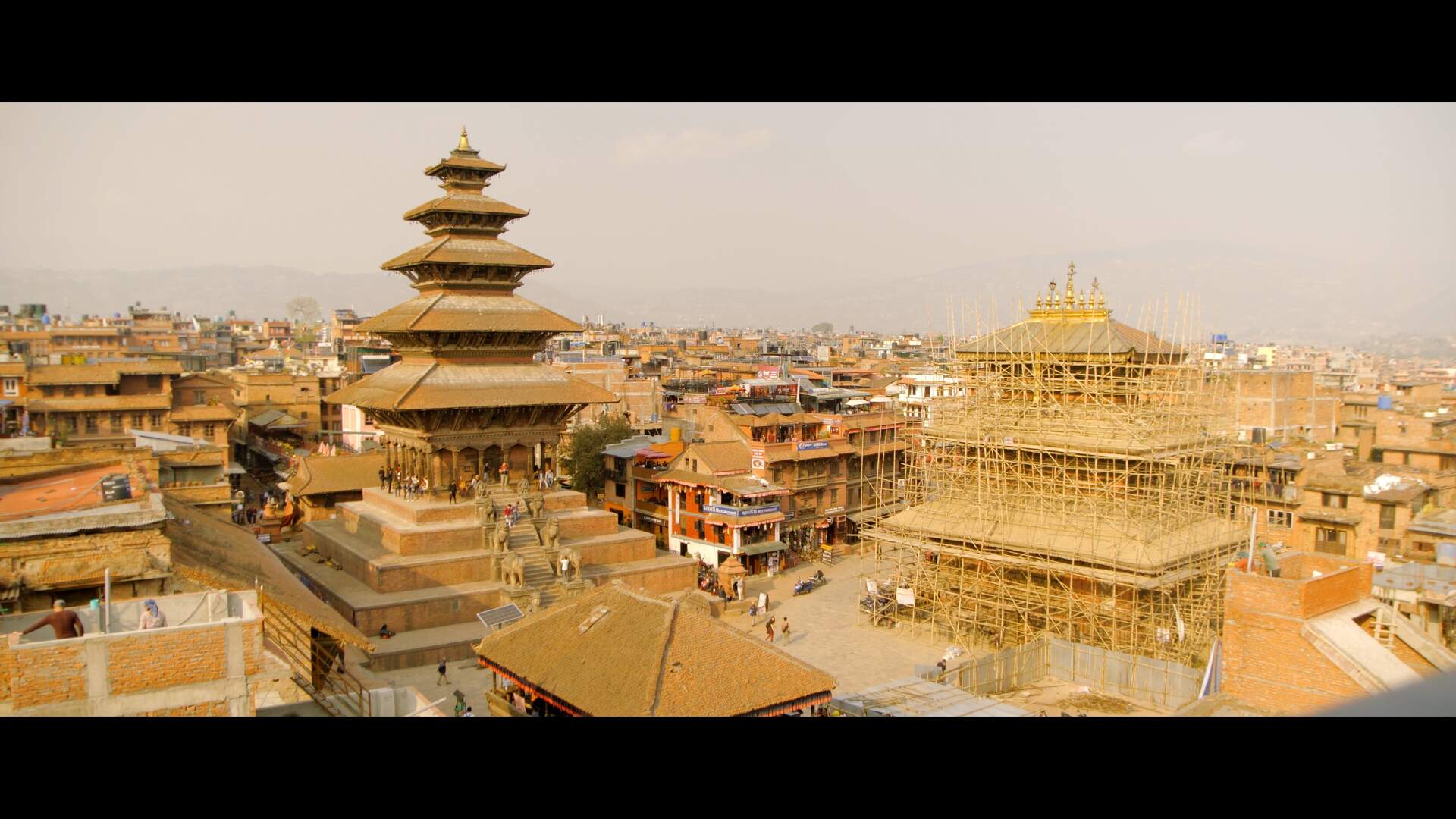 MITTENDRIN - Indien, Nepal, Sri Lanka - Szenenbild 7 von 15