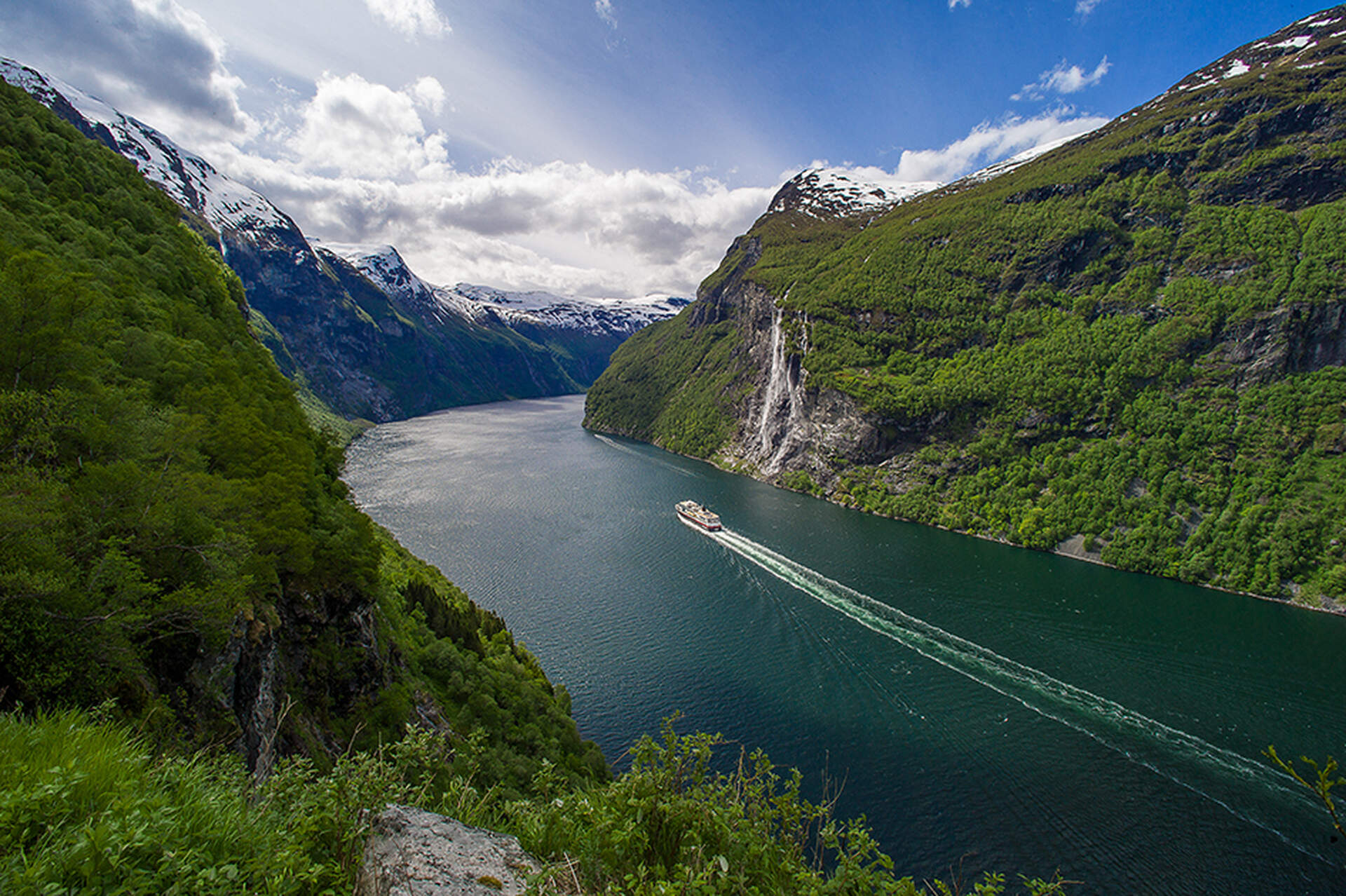 NORWEGEN - AUF DER POSTSCHIFFROUTE (Live Reportage) - Szenenbild 1 von 5